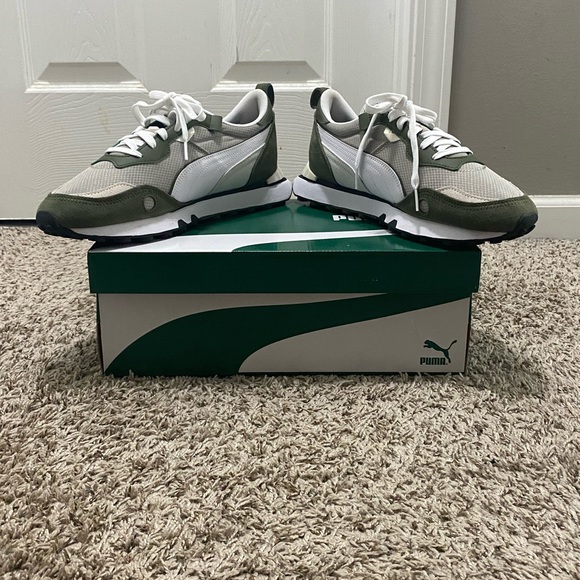 Men’s Pumas - Picture 2 of 5